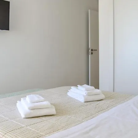 Апартаменти Lovely Sea View Da Rocha *